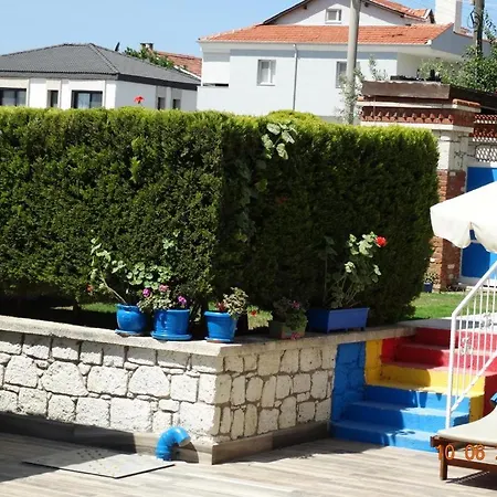 Hotel Surya Butik 2*