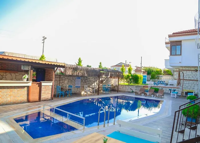 Hotel Surya Butik 2*