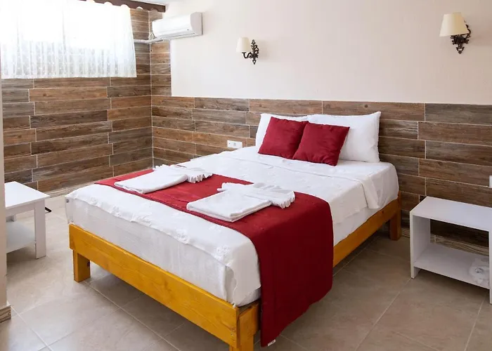 Surya Butik Hotel 2*