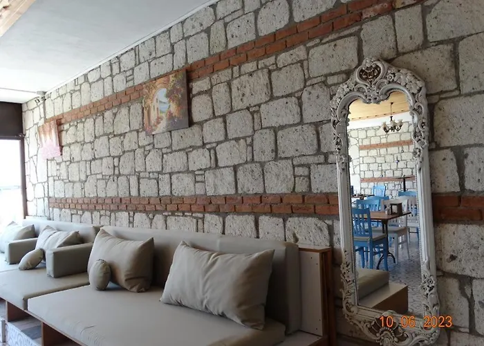 Surya Butik Alaçatı