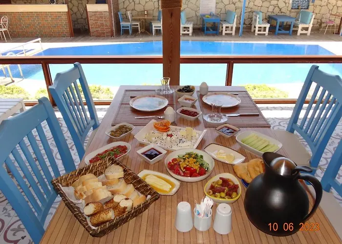 Surya Butik Alaçatı