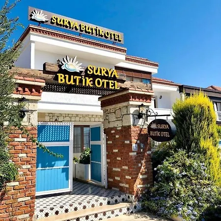 Surya Butik Hotel 2*